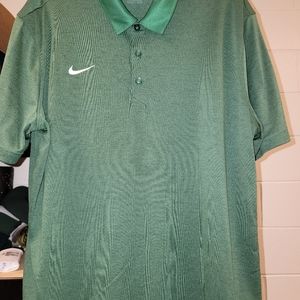 NIKE Gorge Green
